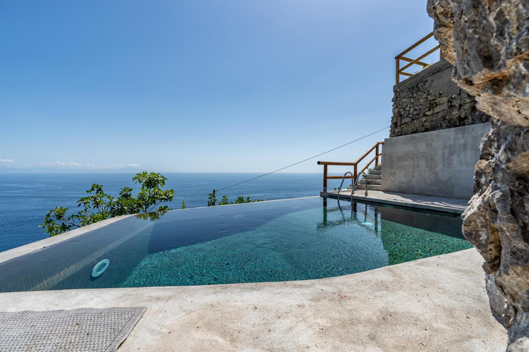 villa orleans Amalfi Exteriör bild