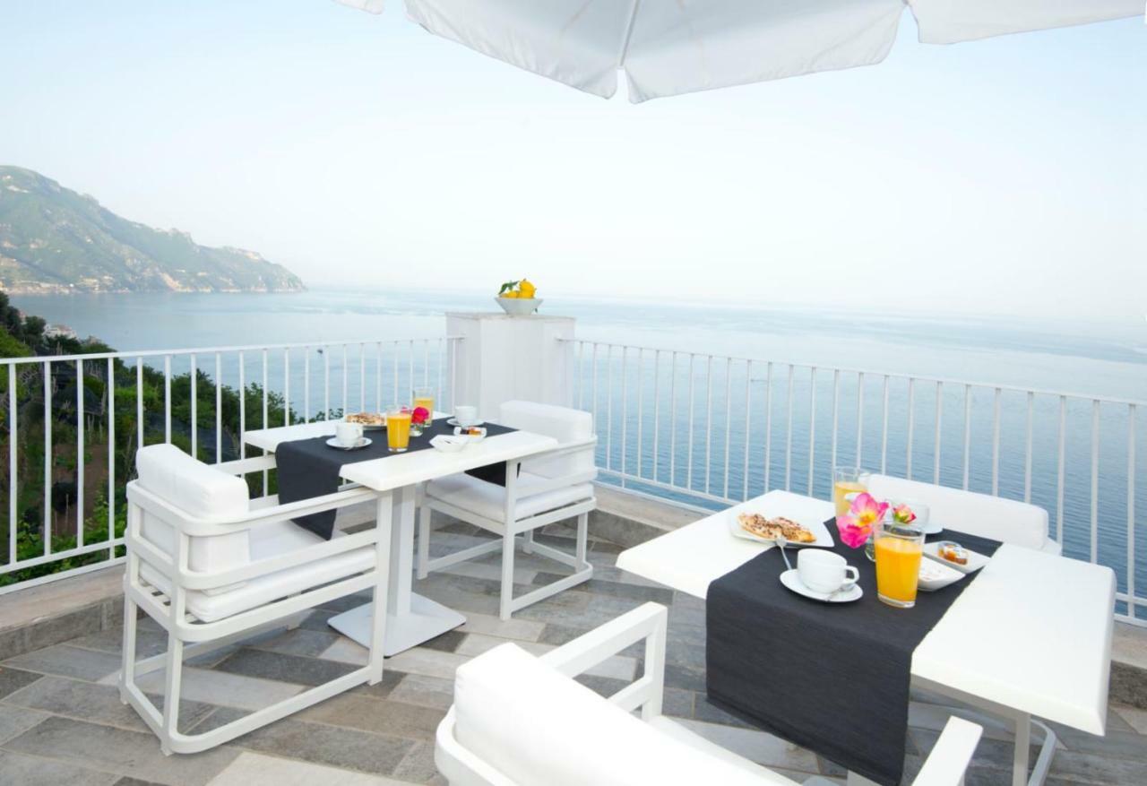 villa orleans Amalfi Exteriör bild
